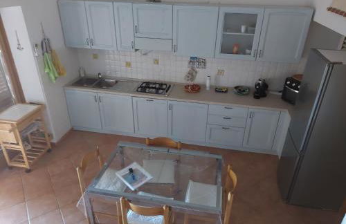 CASA MUGHETTO R5055 WiFi, seafront, private sea access, swimming pool - Foto 60