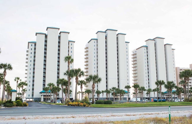 Summerwinds by SVR - Photo 1