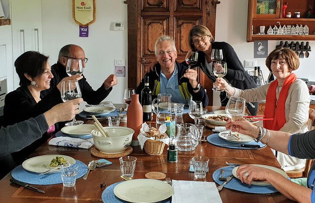 Experiencia gastronómica con mortadela en la campiña italiana - Foto 1