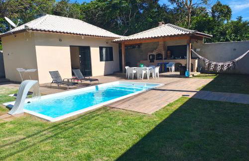 Chalé da Márcia com Piscina e Churrasqueira Privativos - Foto 11