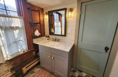 The Orca Suite- Bearskin Neck Rockport- Steps to all - Foto 17