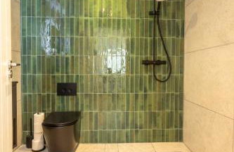 Luxe Detached 3 Bed Luxe House on Exclusive Private Estate Close to Coast Free Hot Tub Sleeps 6 Private Parking for 2 Cars - Photo 6