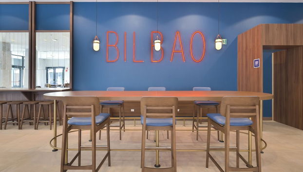 Coin salon dans le hall