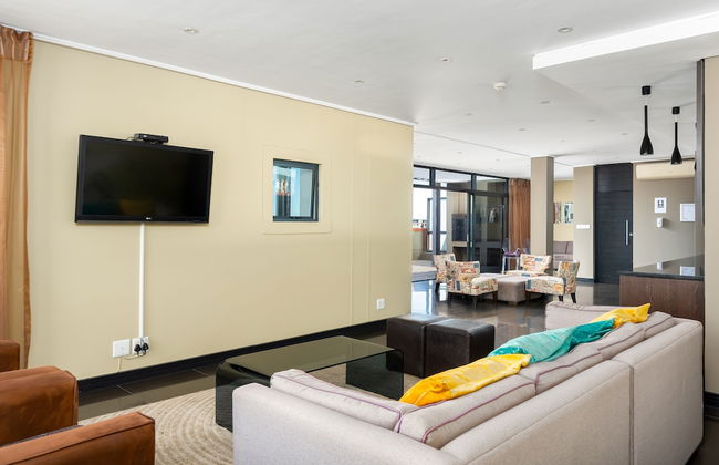 The Manhattan 505 - Photo 15