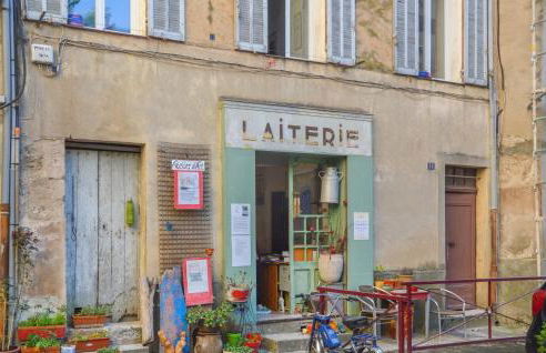 Nice Apartment In Barjols With Wifi - Foto 17