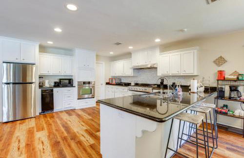 Private Pool Spacious and Secluded Magnolia Cottage - Foto 7