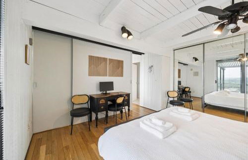 Mt Adams Lookout with Best City View and Parking - Foto 39