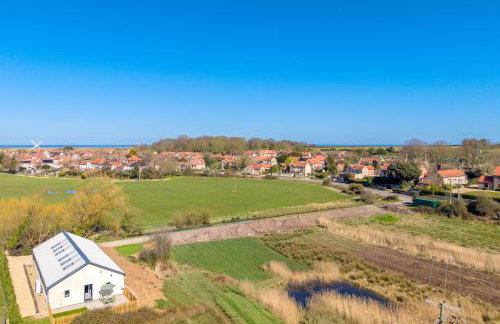 Otto- Private Norfolk Retreat dog friendly - Photo 31