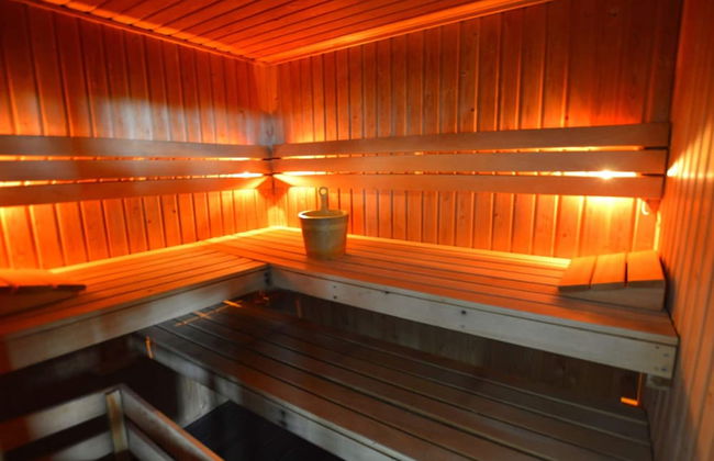 Rustic Farmhouse With Pool - Photo 35