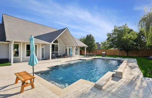 The Perfect Holiday Getaway 5BR 4BA with Pool and Hot Tub - Photo 14