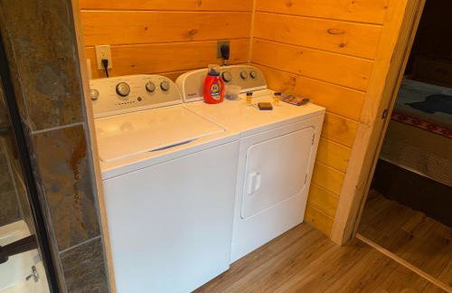 BC Log cabin with private beach river fire pit AC wifi onsite trails ski slope views - Foto 51