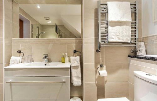 Finest Retreats - Cedar Tree Cottage - Foto 12