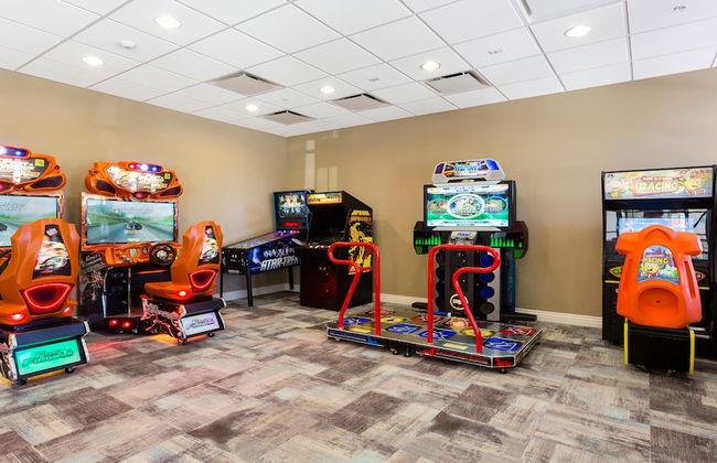 Spacious Family Home With Pool & Game Room - Foto 34