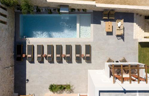 Jasmine Villa, with Heated Pool & Curated Design, By ThinkVilla - Foto 4