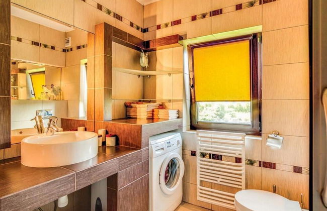 Comfortable Holiday Home on Lake Jamno, Podamirowo - Photo 28