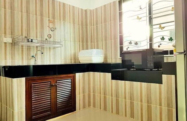 Baan Dear Home Stay - Photo 11