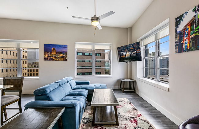 Elegant 2BR condo Walk to French Quarter - Foto 20