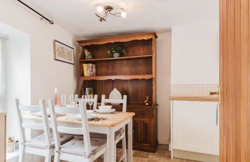 Charming Cotswolds Retreat in the Heart of Dursley - Foto 24