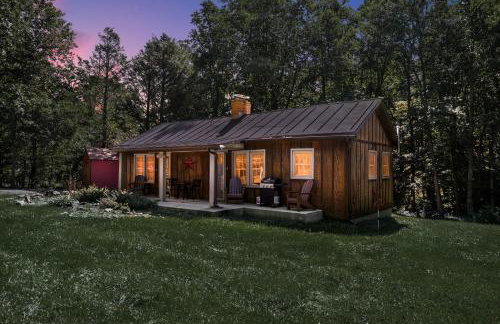 Woodland cabin w hot tub & fire pit - Foto 10