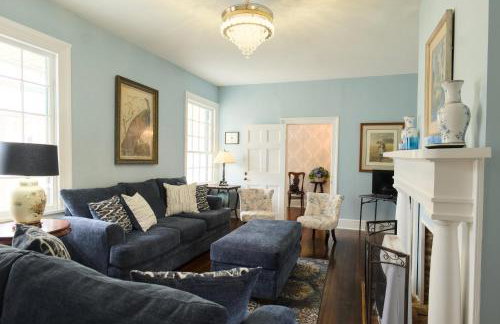 Borum House - 3 Bed, 2 & Half Bath, Full Kitchen, Heart of Downtown Natchez - Foto 1