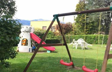 Cerro Lake view perfect for families, walk to the beach! - Photo 19