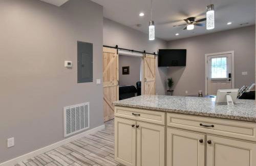 734 East Broadway, Unit 101 - Foto 5