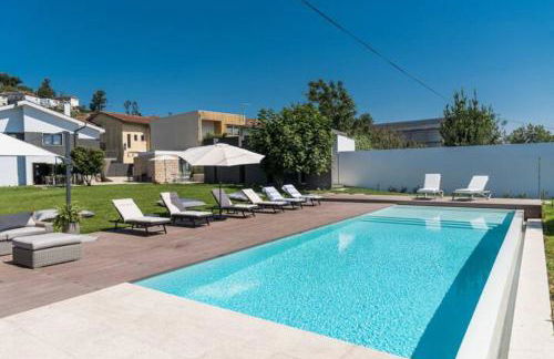 Casa Pelourinho de Louredo with pool - Foto 1