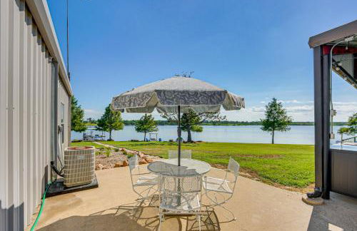 Van Vacation Retreat with Private 300-Acre Lake! - Photo 27