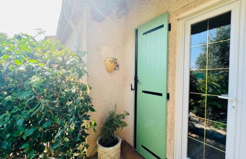 Studio Soleil - Piscine, Parking, Jardin, Calme, Wifi, 2 personnes - Foto 38