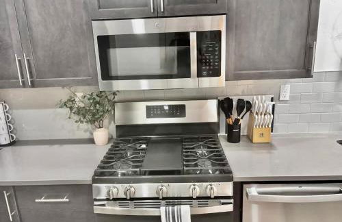 North End - Hyde Park - Hot Tub- Downtown - 3 BR - Foto 23