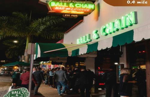 NEW! Havana Nights Villa ! Walk to Calle Ocho! - Foto 26