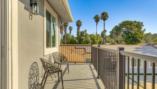 2 Mi to Downtown Escondido Apt with Balconies - Foto 2