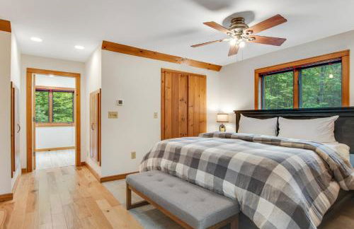 Bear Pause Retreat & The Stone House - Photo 13