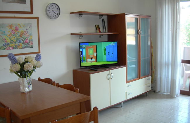 Beautiful Apartment For 5 People-swimming Pool-ac by Beahost Rentals - Foto 3