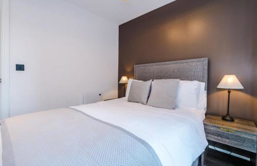 Premium 3 Bed Apartment City Centre - Free Parking - Foto 17