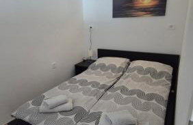 Meressa Leonardo Apartment - Photo 18