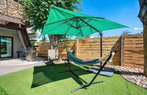 A-Frame Wonders Hot Tub w Mountain Views - Foto 5