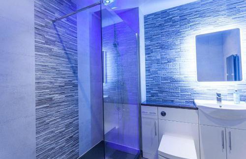 CITY CENTRE APARTMENT with Free Secure Underground Parking - Foto 63