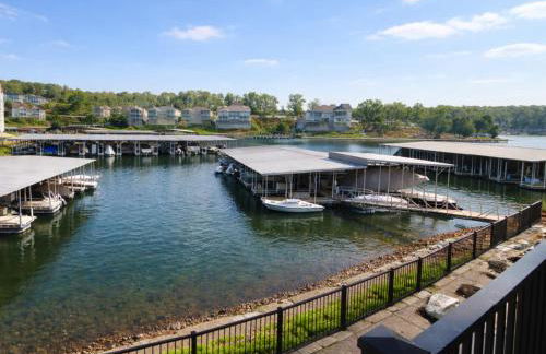 Blueys Lakefront 2 Bed and 2 Bath Condo - Foto 4