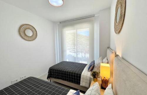 Beach Paradise 2 Bedrooms - Photo 23