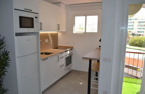 Fuengirola Beach & terrace by ELE Apartments - Photo 9