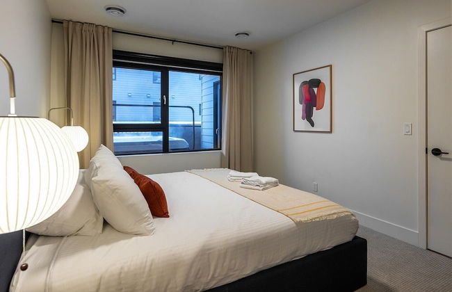 Tally Ho By Revelstoke Vacations - Photo 5