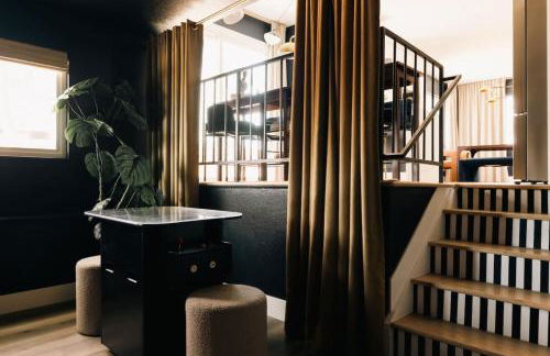 House of Noir Elan Stunning 6BR Designer Retreat - Photo 1