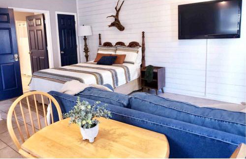 Coastal Castaway-Beach Retreat-Steps 2 Sand-Sleep 10-Pool-Hot tub - Foto 33