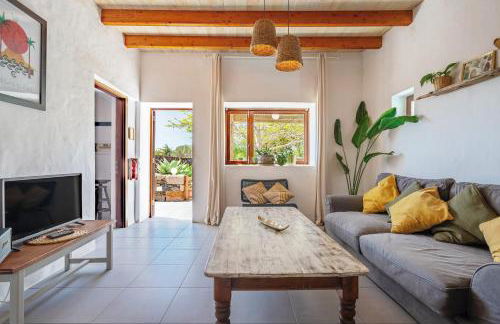 Bodega Botanica - Shared Pool - Central Island Location - 10 mins drive to Famara and La Santa - Foto 5