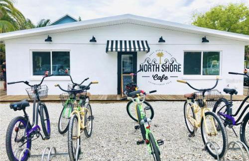 AMI/Holmes Beach - 3/2 Home - Private Heated Pool and Yard - walk to beach - Photo 32