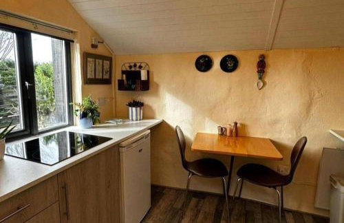 Little Linney - Sleeps 2 - Garden - Wifi - Parking - Photo 51