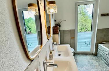 Apartment auf zwei Ebenen mit Aussicht ins Grüne - Foto 23