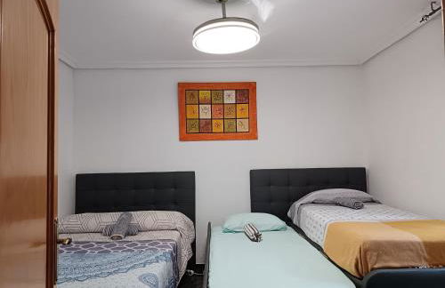 Casa Oasis Puertollano, una casa en un entorno rural en Puertollano, agradable, con Piscina en zona tranquila - Foto 44