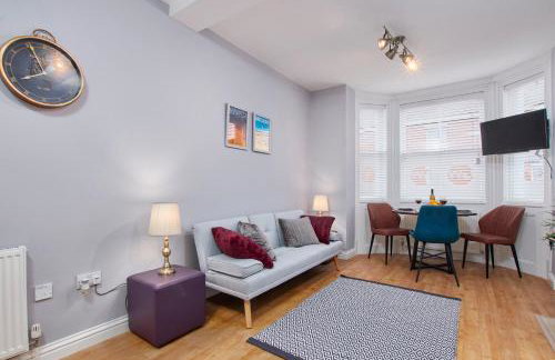 Delven House- Serviced Apartments - Photo 9